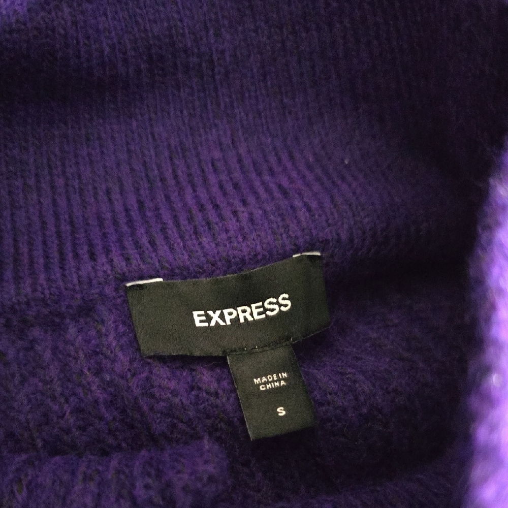 Express Women's Deep Purple Sweater